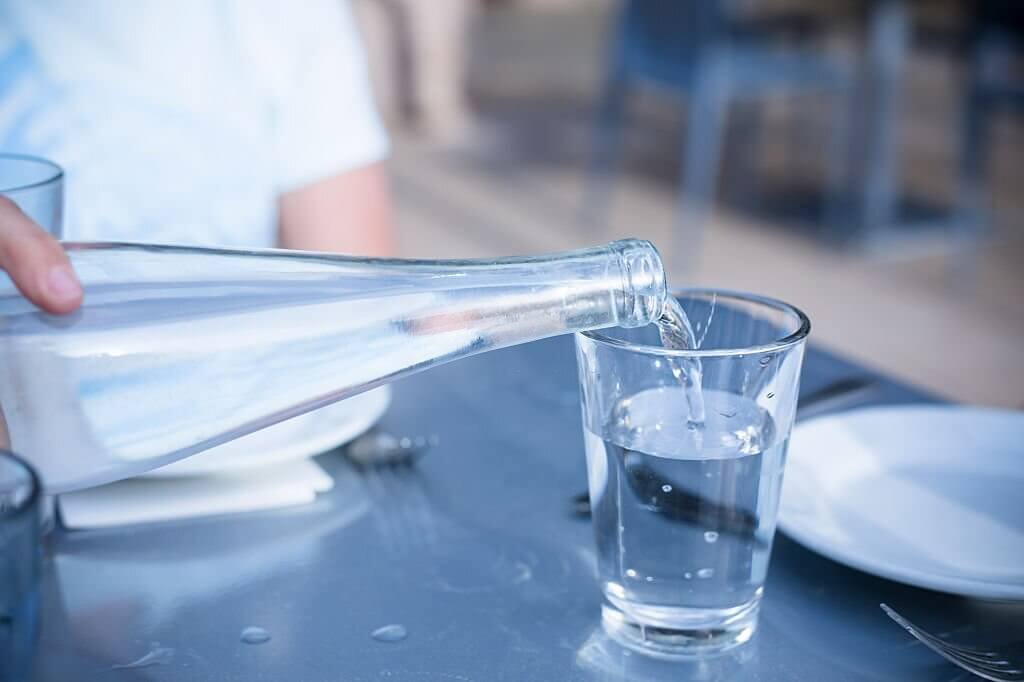 Can restaurants charge for water?